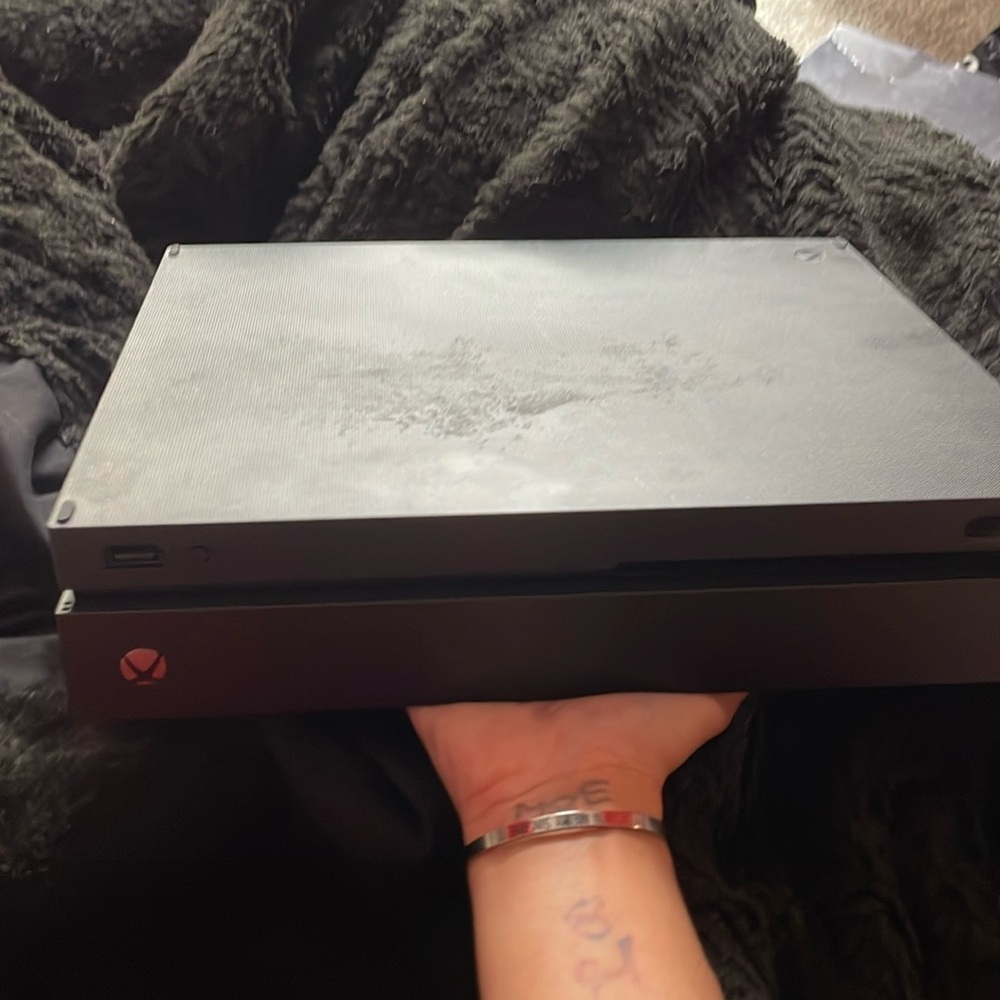 Xbox one brand new never use just missing the controller and HDMI cable